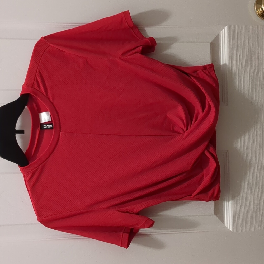 Divided H&M Red Crop Top with Twist Front Large